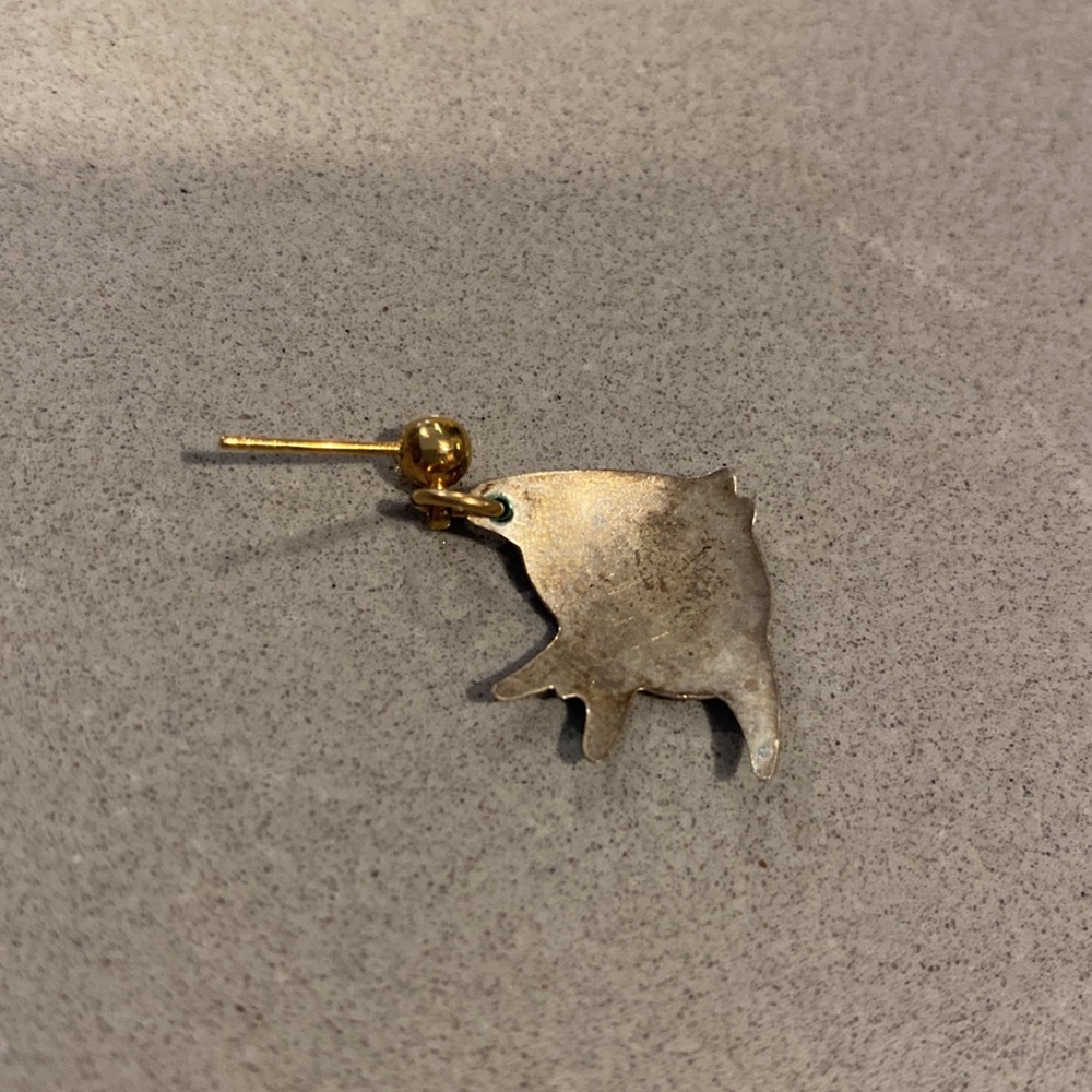 Single Fish Earring - Picture 2 of 2